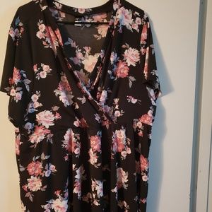 Torrid size 4 (26) Floral Blouse